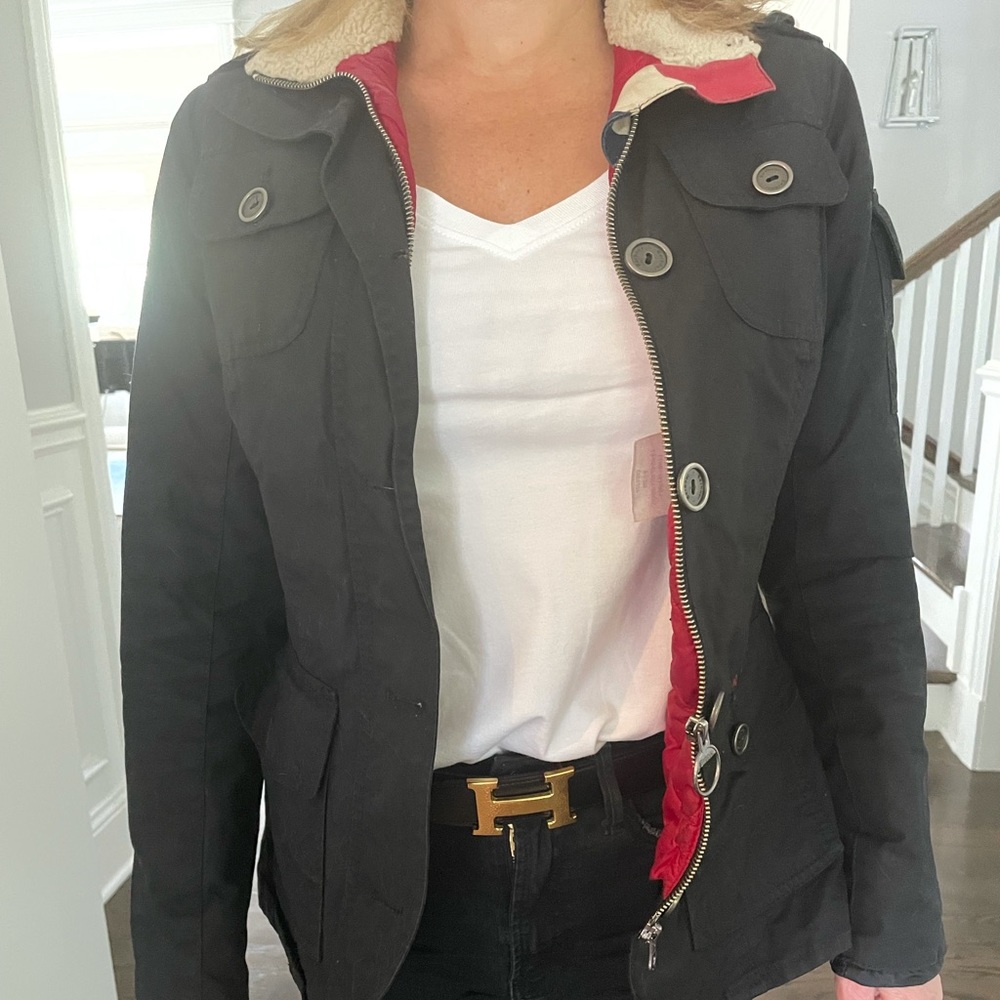 barbour black wax jacket, excellent condition, US4. sherpa collar and lined red